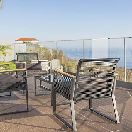 Searenity Vacation I By An Island * Arco da Calheta (Madeira)